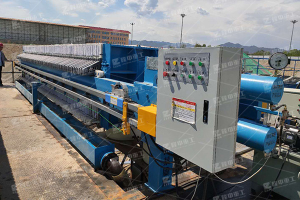 洗沙污泥壓濾機礦山環(huán)保機械設(shè)備好幫手，環(huán)保作業(yè)不害怕