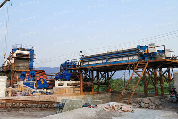 污泥板框壓濾機濾餅不能自主脫離原因是啥？